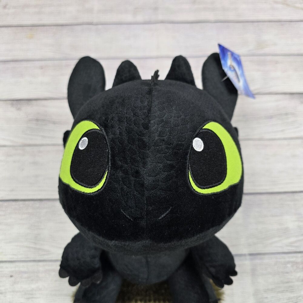 Universal Studios How To Train Your Dragon Toothless Night Fury Plush NWT